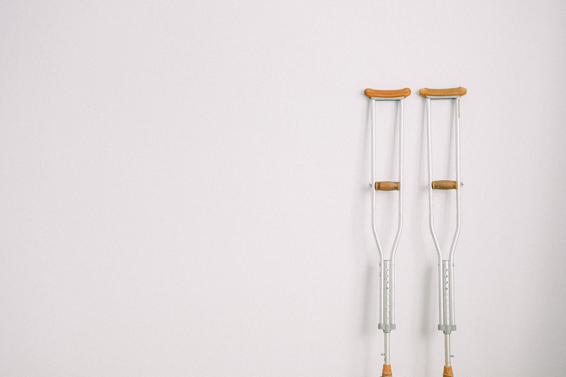 walking crutches